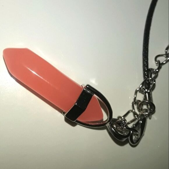 Hand crafted glow in the dark pendant - Picture 6 of 7